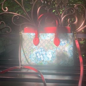 Gorgeous red Gucci handbag